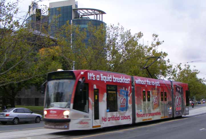 Yarra Trams Combino Go 3504